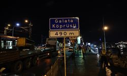 İSTANBUL - Galata Köprüsü'nde yenileme çalışmasının ilk etabı bu gece başlayacak