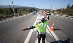 Anadolu Otoyolu Kaynaşlı-Abant arası Ankara yönü onarım için trafiğe kapatıldı