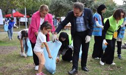 Trabzon'da çevreci gönüllüler atık topladı