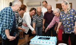 Karabağlar'dan yaşlılara vefa