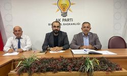 AK Parti Merkez İlçe Başkanlığı toplantısında yerel seçimler ele alındı