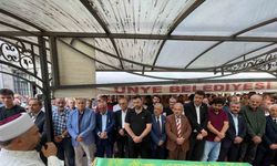 Eski Ünye Belediye Başkanı Türk, son yolculuğuna uğurlandı
