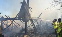 Kastamonu’da 3 ev ve 1 ahır yangında kül oldu