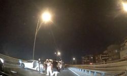 Köprülü kavşakta 3 araçlı zincirleme kaza: 3 yaralı