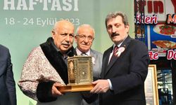 Samsun’da yılın ahisi 60 yıllık ayakkabıcı seçildi