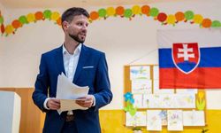Slovakya halkı erken parlamento seçimleri için sandık başında