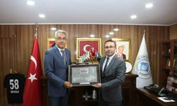 STSO Başkanı Özdemir: “Ekonomik gelişmeyi, Sivas’ın tüm ilçeleriyle sağlamayı hedefliyoruz”