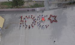 Amasya'da köy okulu öğrencilerinden 100. yıl koreografisi