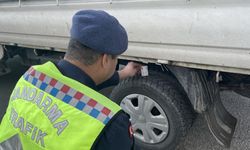 Bolu'da zorunlu kış lastiği uygulaması yapıldı