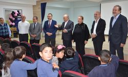 Hayırsever İşadamı Uygur Özay'dan eğitim desteği