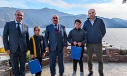 Oğuzlar'da yaşıtlarına örnek olan ortaokul öğrencileri ödüllendirildi