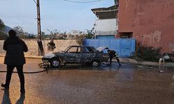 HATAY - Seyir halindeki otomobil alev aldı