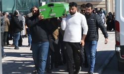 MALATYA - Ankara'da sobadan sızan gazdan zehirlenen depremzede dede ile torunu hayatını kaybetti