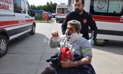 MERSİN - Minibüsle otomobil çarpıştı 1 kişi öldü, 13 kişi yaralandı