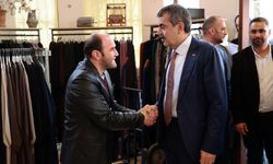 ADANA - Milli Eğitim Bakanı Tekin'den AK Parti MKYK üyesi Erdinç'e taziye ziyareti