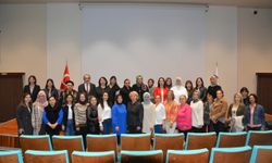 Düzce Üniversitesinde "Dünya Kadınlar Günü" paneli düzenlendi
