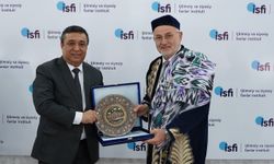 Özbekistan'da Rektör Ünal'a fahri profesörlük ünvanı verildi
