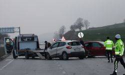 Samsun’da iki otomobilin çarpıştığı kazada 3 kişi yaralandı
