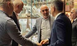 İçişleri Bakanı Yerlikaya, Kapalı Çarşı ve Mısır Çarşısını ziyaret etti