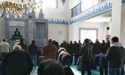 Varto’da Cuma namazı sonrası Filistinliler için dua edildi