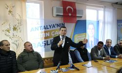 ANTALYA - Cumhur İttifakı Antalya Büyükşehir Belediye Başkan adayı Tütüncü, Konyaaltı ilçesinde vatandaşlarla buluştu