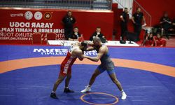 ANTALYA - Uluslararası Yaşar Doğu, Vehbi Emre ve Hamit Kaplan Güreş Turnuvası başladı