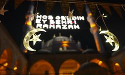 İSTANBUL - Valide-i Cedid Camii ramazan ayı için süslendi