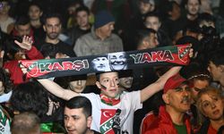 İZMİR - Taraftarlar Karşıyaka Stadı için miting yaptı