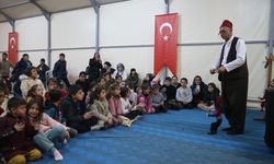 KAHRAMANMARAŞ - Depremzede çocuklar için "Hacivat-Karagöz" oynatıldı