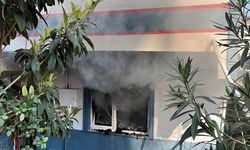 KOCAELİ - Ev yangınında dumandan etkilenen çocuk hastaneye kaldırıldı