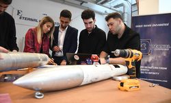 KOCAELİ - Genç mühendis adayları roketlerini ABD'deki yarışmada zirve için ateşleyecek