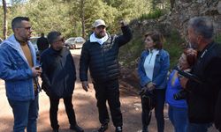 MUĞLA - Marmaris Belediye Başkan adayı Serkan Yazıcı, gazetecilerle ralli aracı kullandı