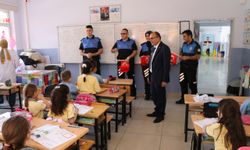 Amasya'da polislerden öğrencilere sürpriz 23 Nisan ziyareti