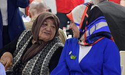 Kızılay Genel Başkanı Yılmaz ve İtalyan şef Danilo, Düzce'de huzurevi sakinleriyle iftar yaptı
