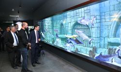 Ortahisar Belediye Başkanı Kaya, Tünel Akvaryum ve Kuş Parkı'nı inceledi
