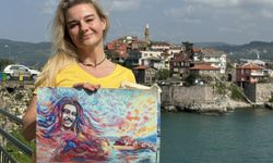 Rus ressam, Amasra'dan aldığı ilhamla özgün tekniğini geliştiriyor