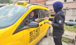 Tekkeköy'de polis dolandırıcılık olaylarına karşı bilgilendirme yaptı