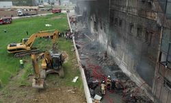 Ankara’da sanayi bölgesinde çıkan yangına müdahaleler devam ediyor