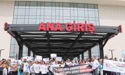 İzmir’de sağlık çalışanlarına şiddette meslektaşlarından tepki