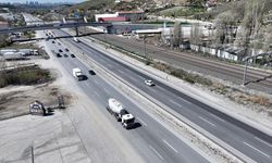 ANKARA - (DRON) Başkentte bayram öncesi trafikte yoğunluk yaşanmadı