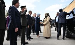 ANKARA - Tanzanya Cumhurbaşkanı Hassan, Anıtkabir'i ziyaret etti