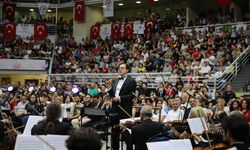DENİZLİ - Cumhurbaşkanlığı Senfoni orkestrası Denizli'de öğrencilerle konser verdi
