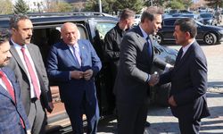ERZİNCAN - Enerji ve Tabii Kaynaklar Bakanı Bayraktar, bayramlaşma programına katıldı