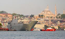 İspanyol Donanması'nın amfibi uçak gemisi ESPS Juan Carlos I (LHD 61) İstanbul'dan ayrıldı