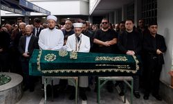 İSTANBUL - Beşiktaş'taki gece kulübü yangınında ölen Mehmet Okumuş'un cenazesi Sarıyer'de defnedildi