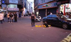 İSTANBUL - Beyoğlu'nda silahlı saldırıda 1 kişi öldü, 4 kişi yaralandı