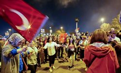 İSTANBUL - İBB Başkanı İmamoğlu, Saraçhane'de partililere hitap etti