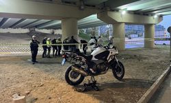 İSTANBUL - Ümraniye'de motosikletli trafik polisi trafik kazası sonucu şehit oldu