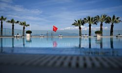 İZMİR - Çeşme ve Kuşadası'ndaki oteller bayram tatilini dolu geçirecek