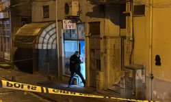 KOCAELİ - Esnaf iş yerinin camını kıran kişiyi silahla yaraladı